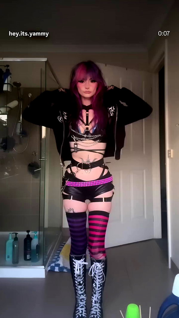 hey.its.yammy archive video preview