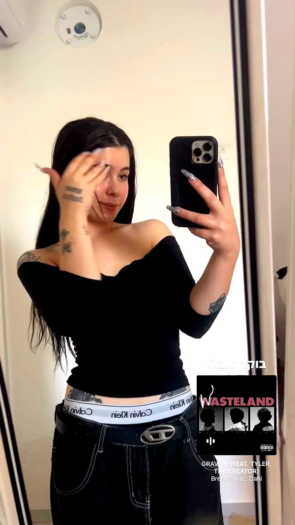 evasela__ archive video preview