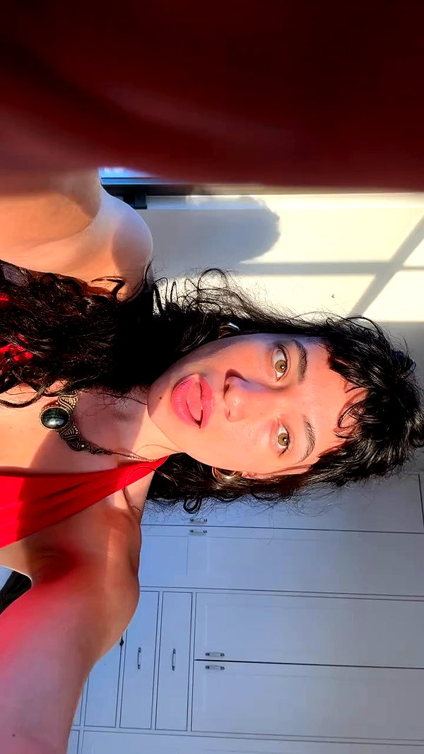 romi_henenson archive video preview