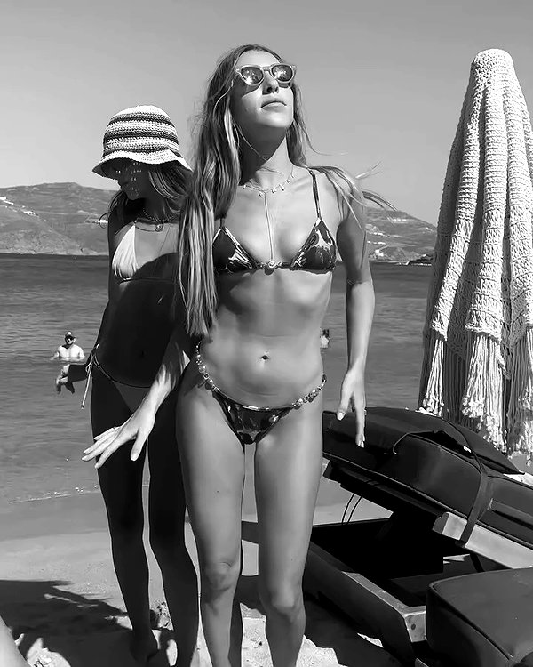 annezivi archive video preview