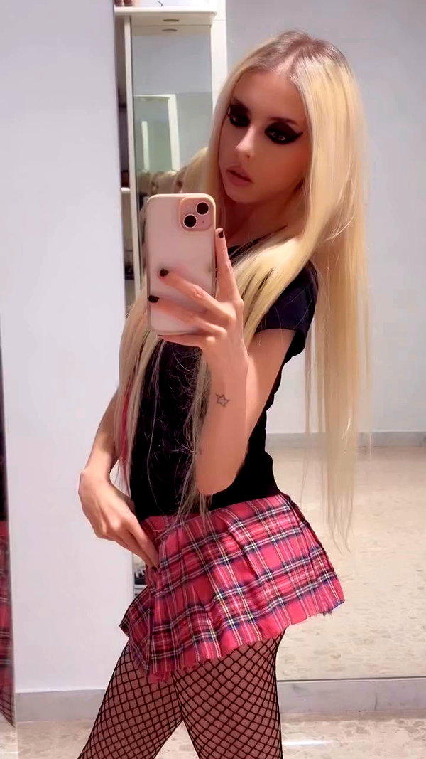 roxiechelon2 archive video preview