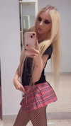 roxiechelon2 Altpins Profile Picture