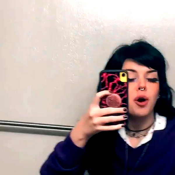 yeahimcaroline archive video preview