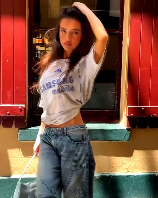 ellachristo archive video preview