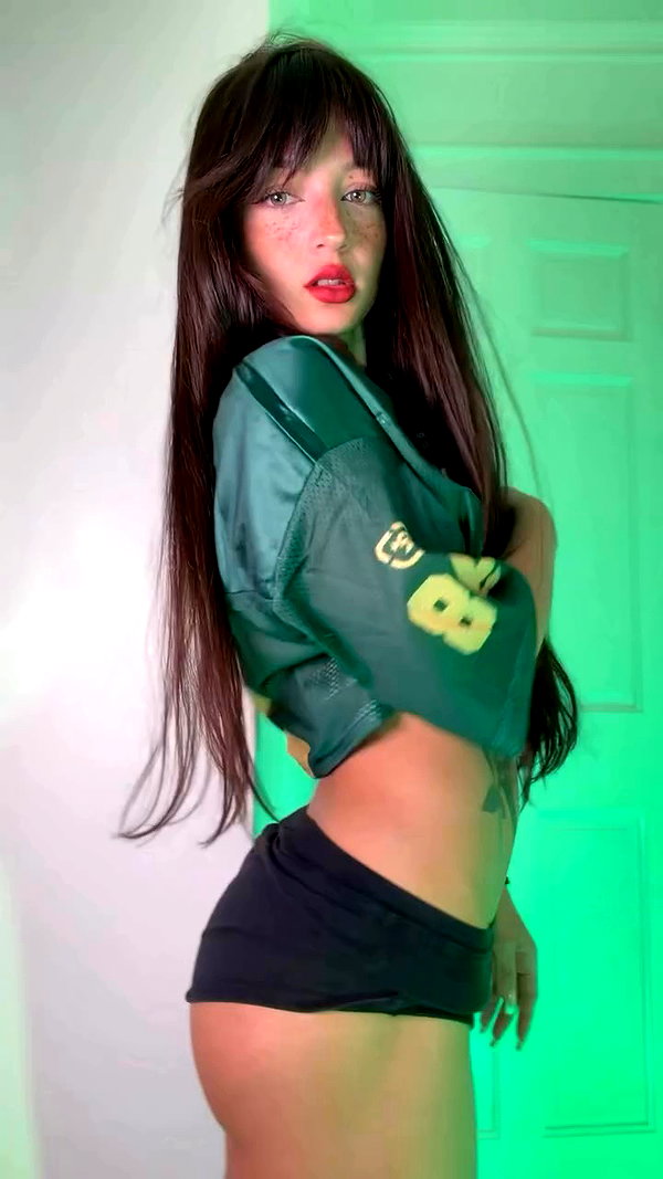 daniellebarnaa archive video preview