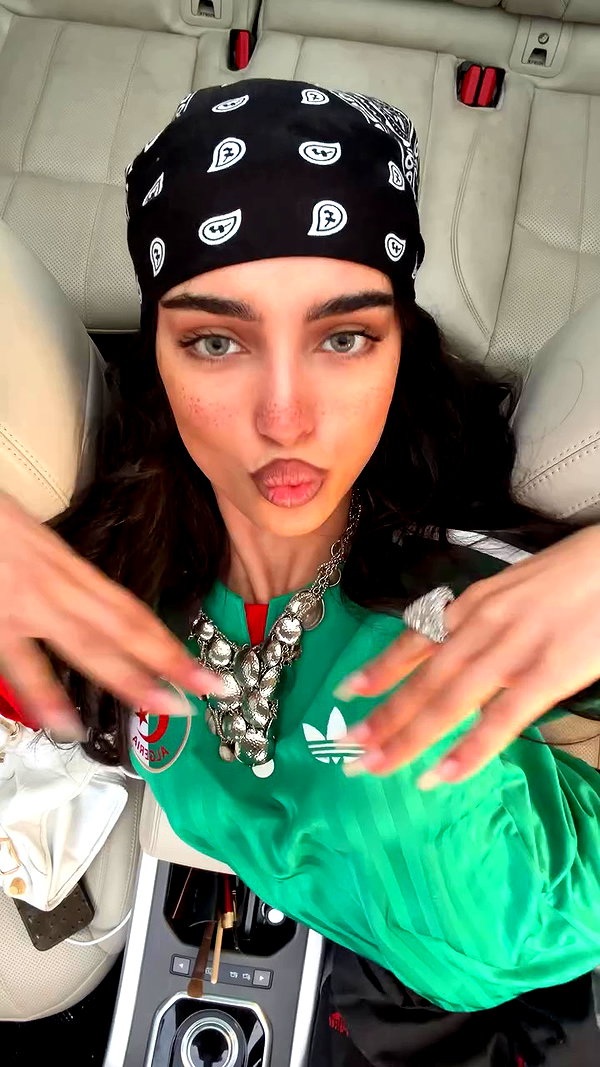 ellachristo archive video preview