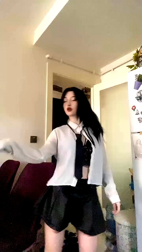 madamist_ archive video preview
