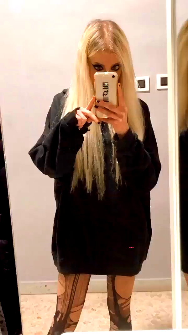 roxiechelon2 archive video preview