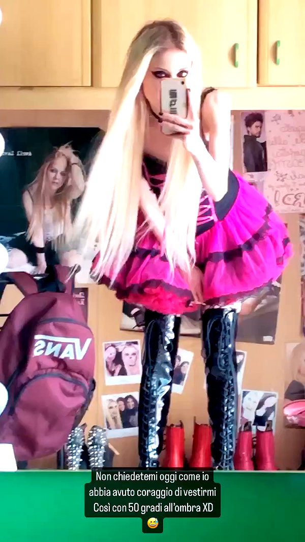 roxiechelon2 archive video preview