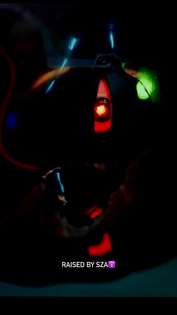 aly.revolver archive video preview