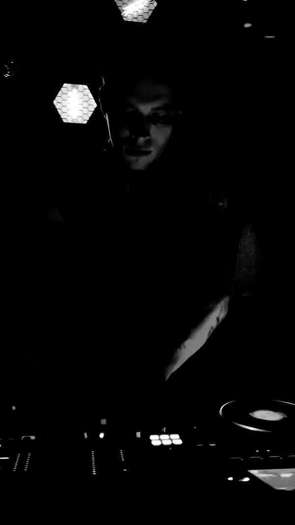 _p0dval._ archive video preview