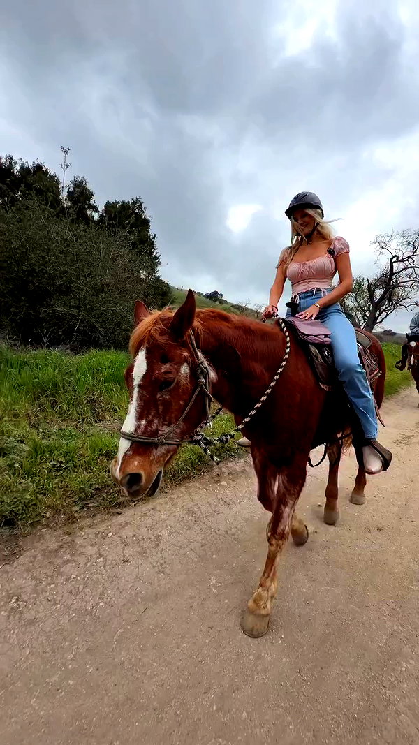 allie_dunn archive video preview