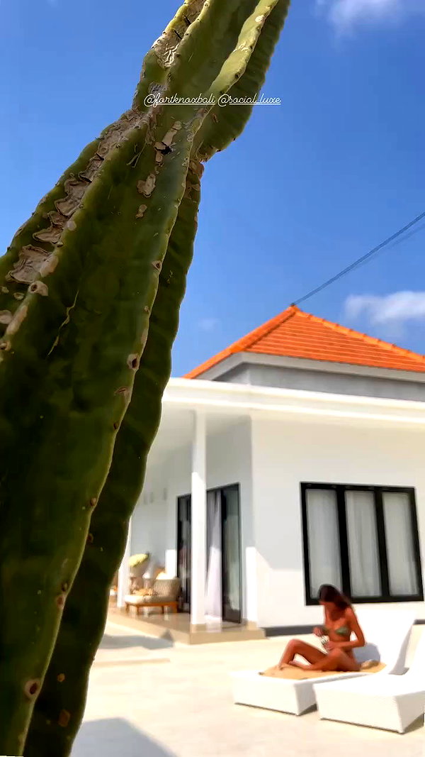 olivia.mathers archive video preview