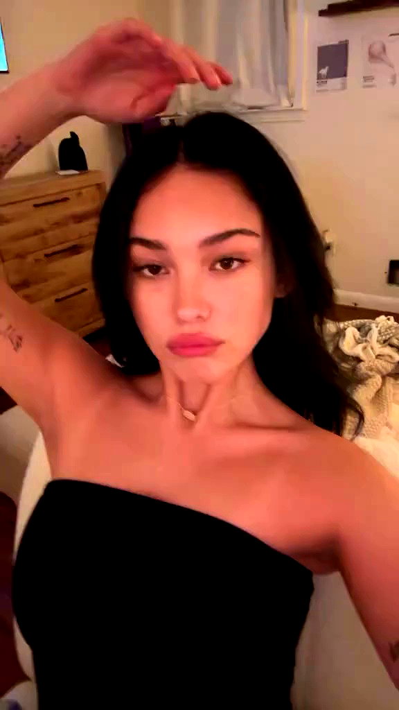 baddiesessence archive video preview