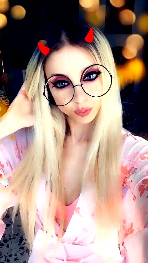 roxiechelon2 archive video preview