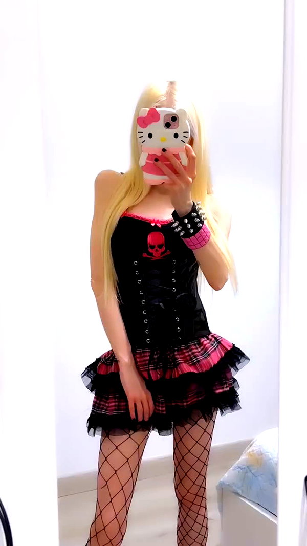 roxiechelon2 archive video preview