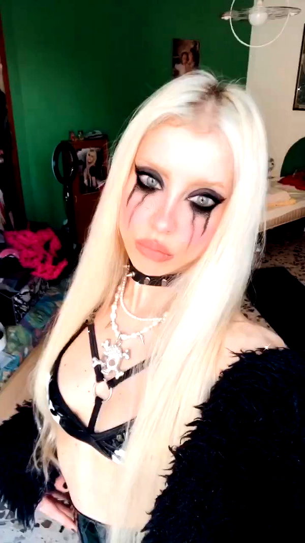 roxiechelon2 archive video preview