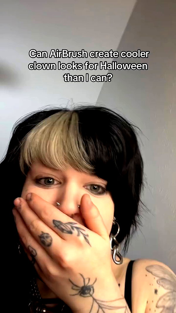 yeahimcaroline archive video preview