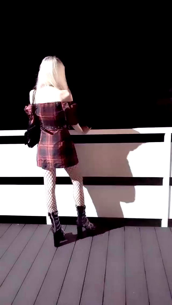 roxiechelon2 archive video preview
