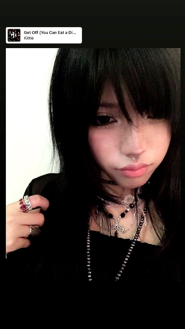 danvyee archive video preview
