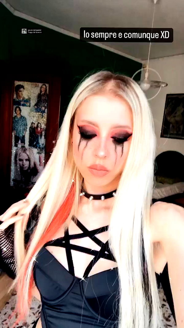 roxiechelon2 archive video preview
