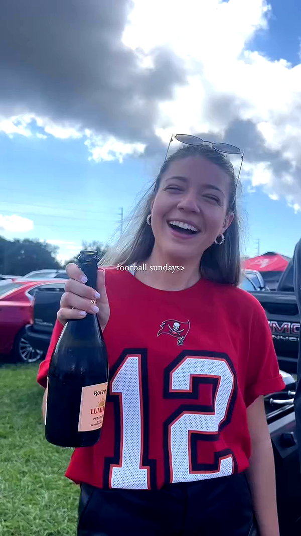 isabella.lauren archive video preview