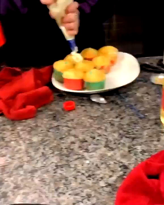 yeahimcaroline archive video preview