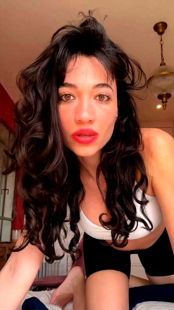 romi_henenson archive video preview