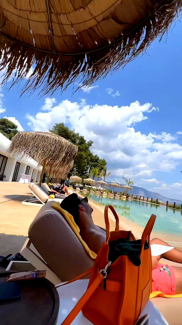 barzomer archive video preview