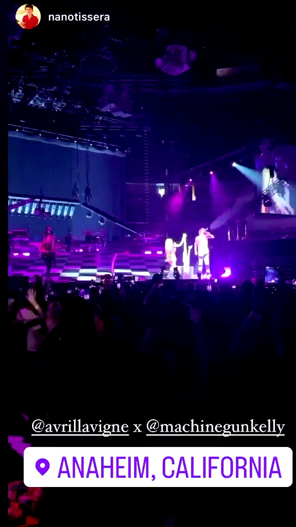 avrillavigne archive video preview