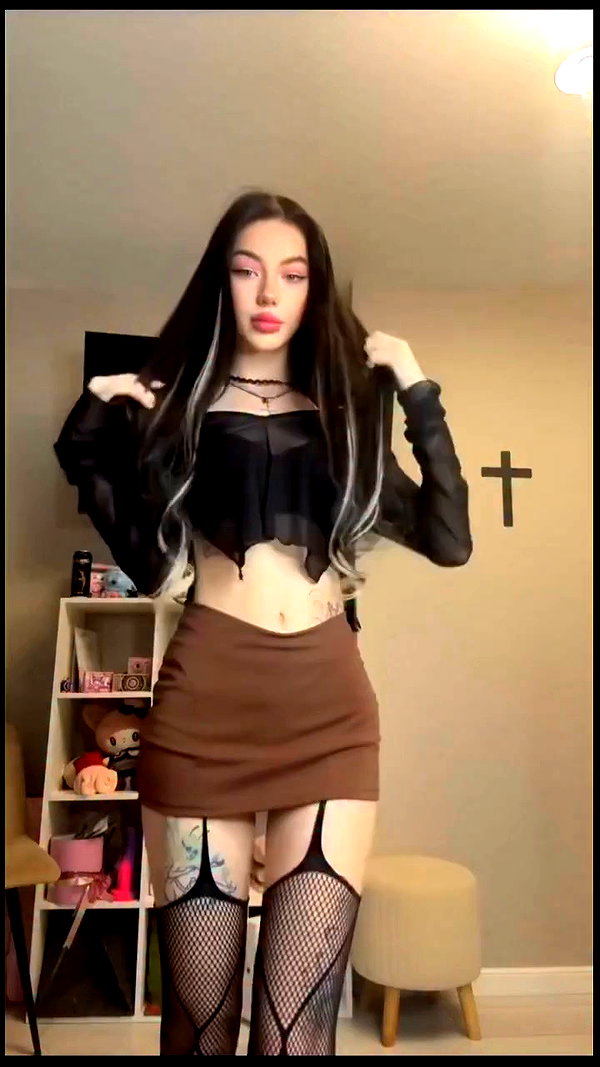 mia_goth2004 archive video preview