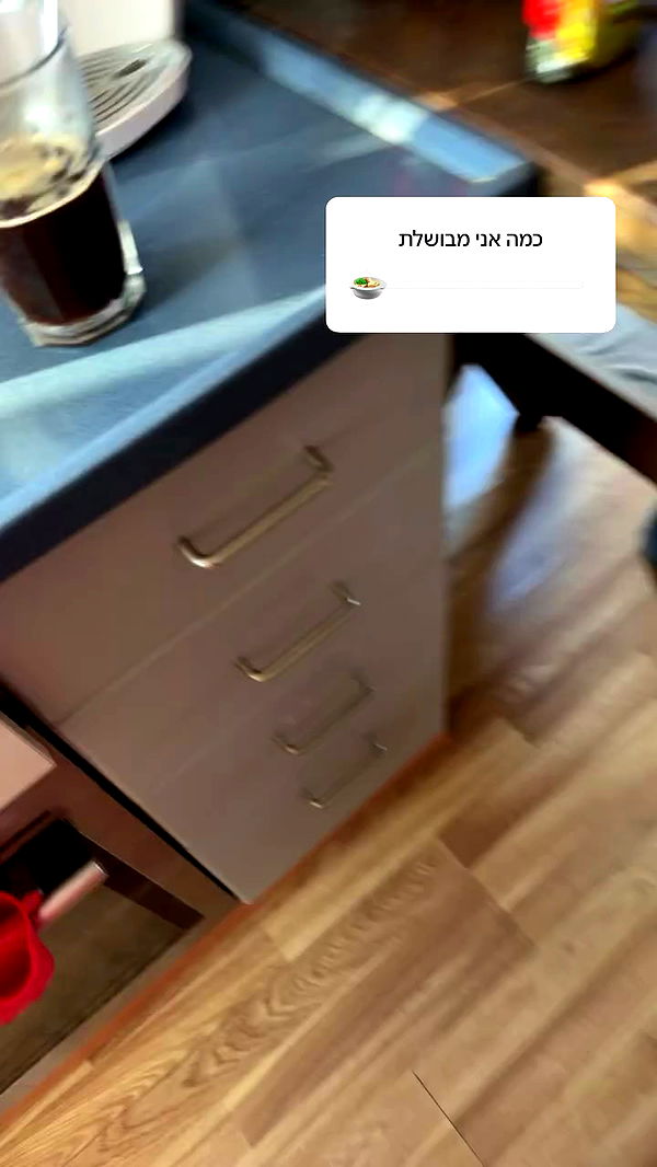 shelly_.mor archive video preview