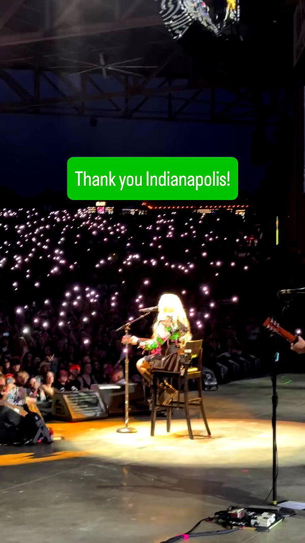 avrillavigne archive video preview