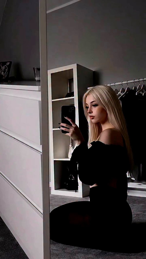 icy.vixen1_ archive video preview