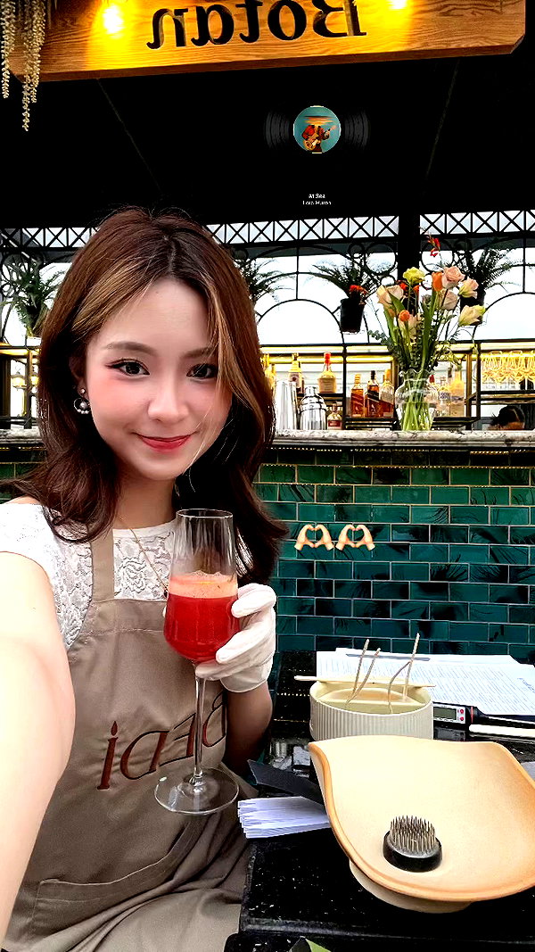 phuong.chi_ archive video preview