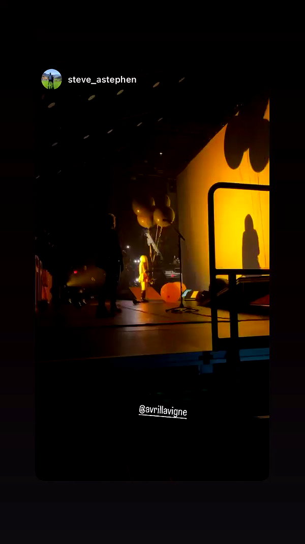 avrillavigne archive video preview