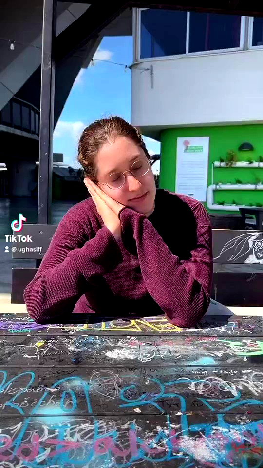 ormosheee archive video preview