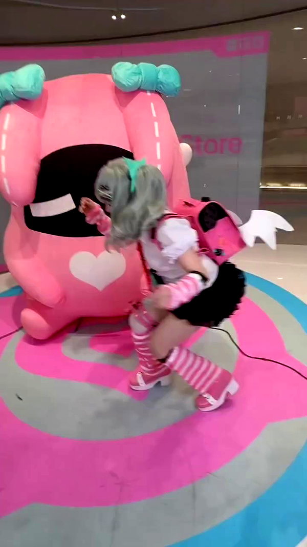 _mewcos archive video preview