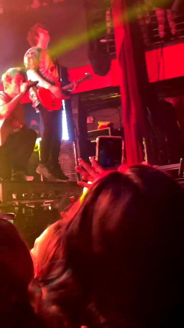 iluvmeww archive video preview