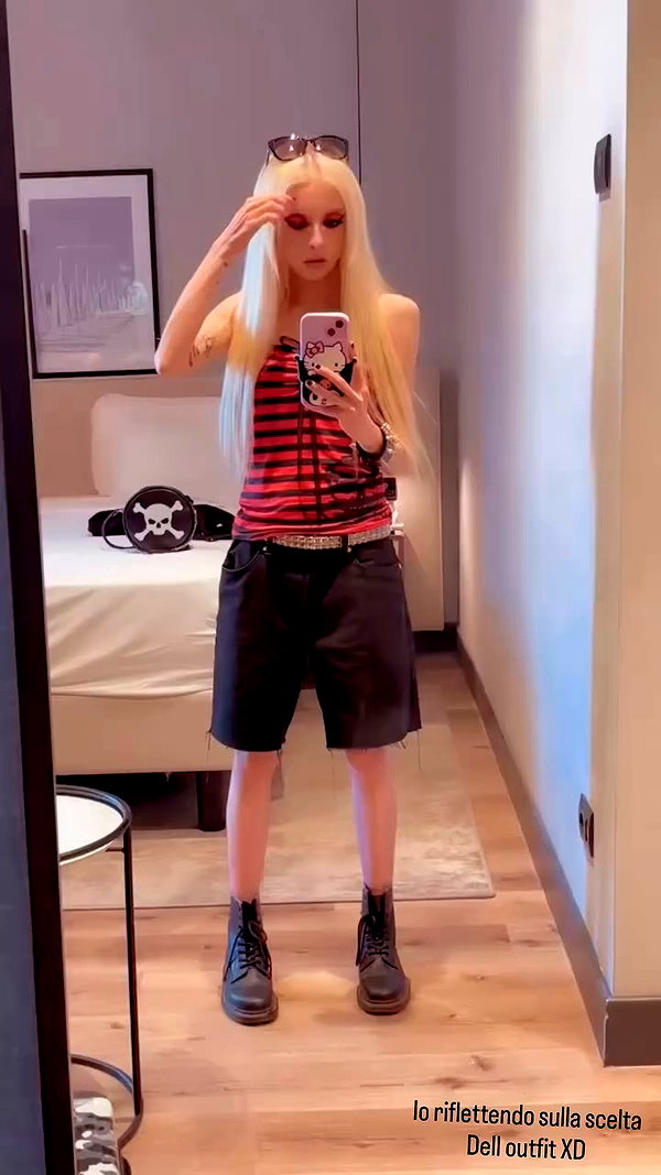 roxiechelon2 archive video preview