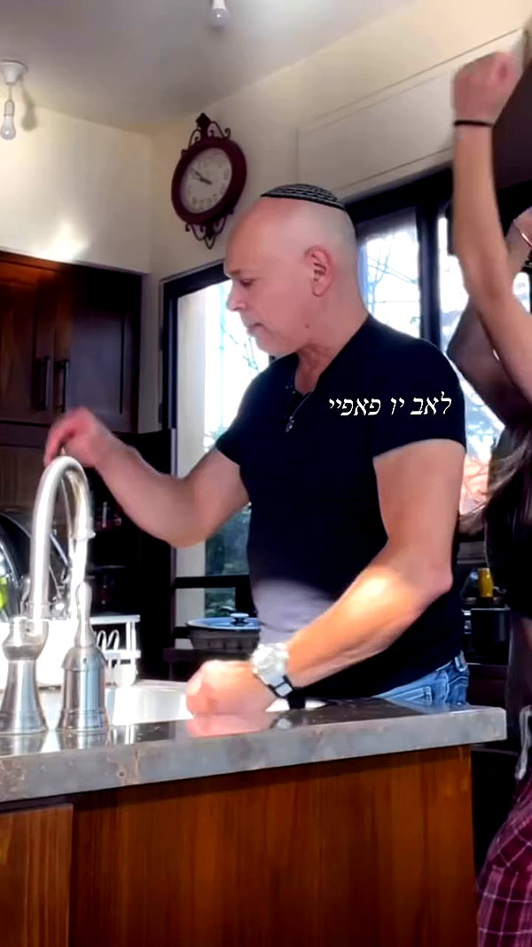 libby_reut archive video preview
