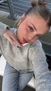 mishel_d_ Altpins Profile Picture