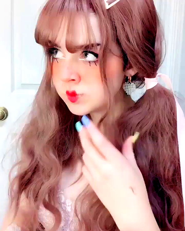 yeahimcaroline archive video preview
