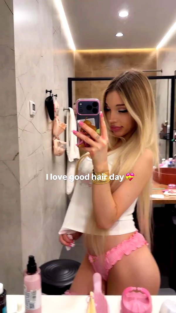 alice_delish archive video preview