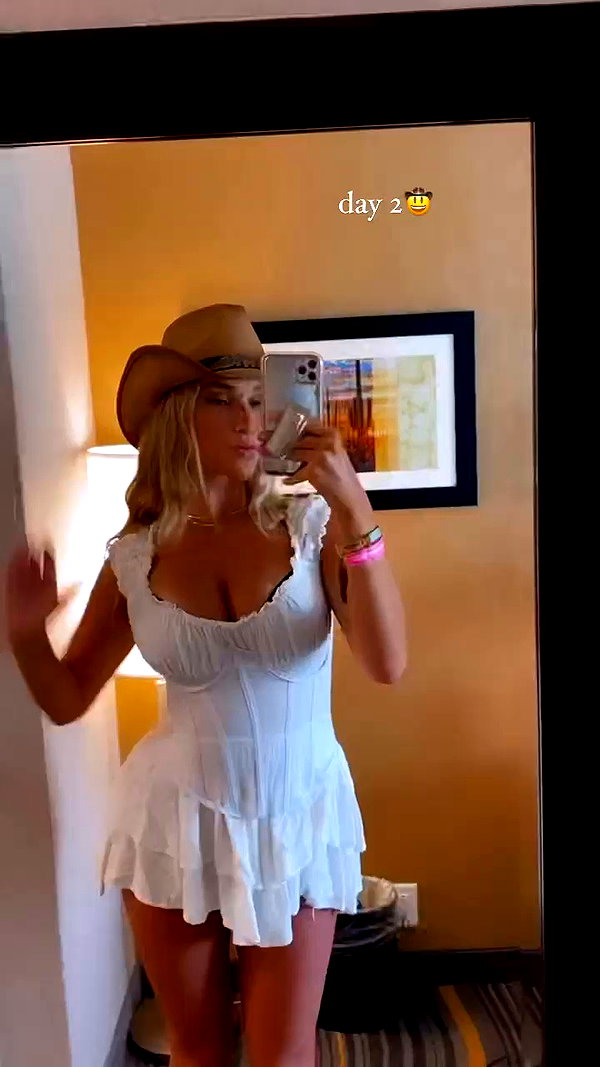kaylasimmmons archive video preview