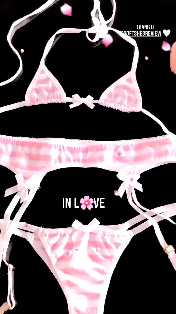 roxiechelon2 archive video preview