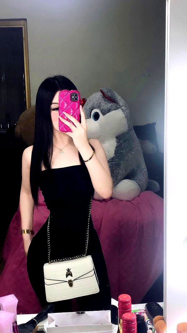 lesliesancheezz archive video preview