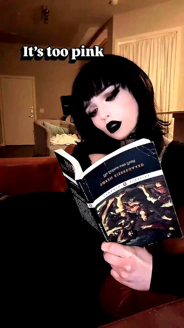 queen.nephie archive video preview