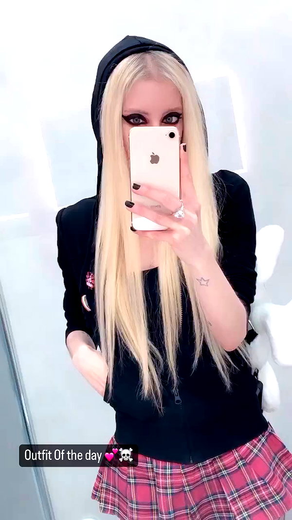 roxiechelon2 archive video preview
