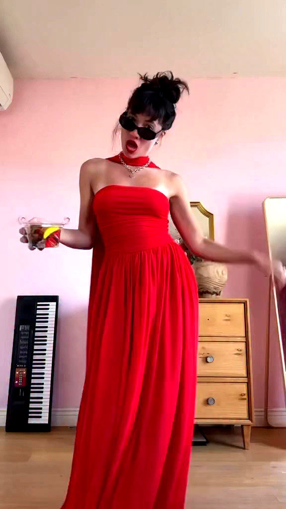 romi_henenson archive video preview